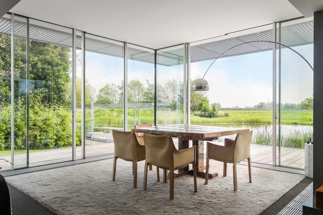 Suorein 6, Grou foto-10