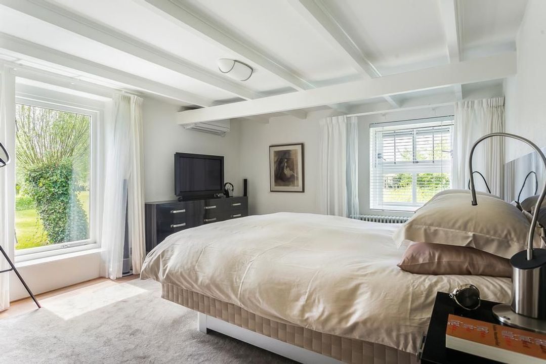 Suorein 6, Grou foto-14