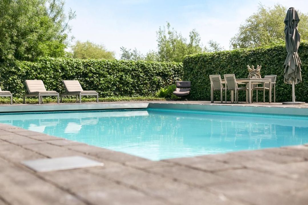 Suorein 6, Grou foto-31