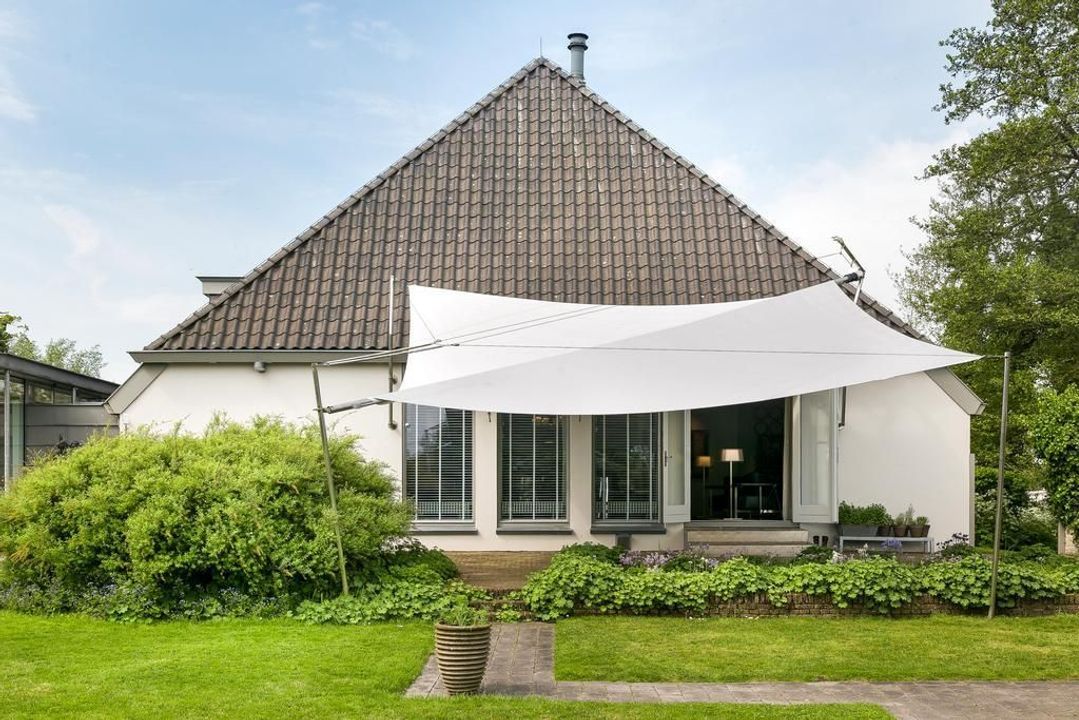 Suorein 6, Grou foto-33