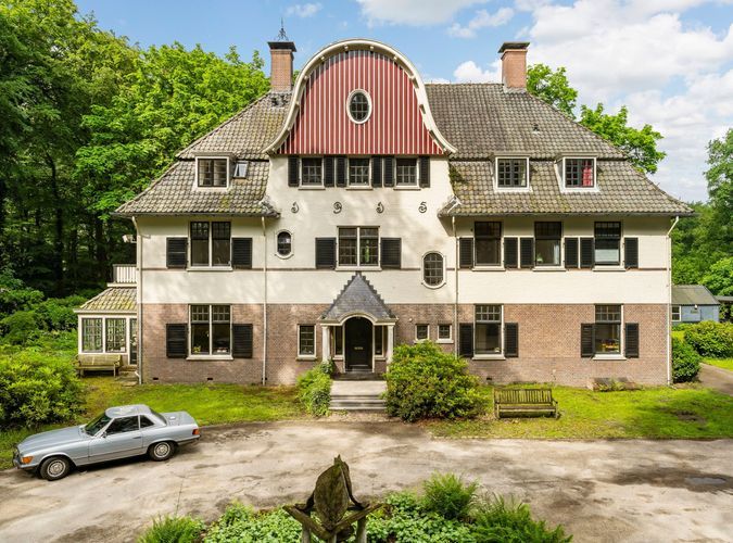 De Lariks 1, Assen