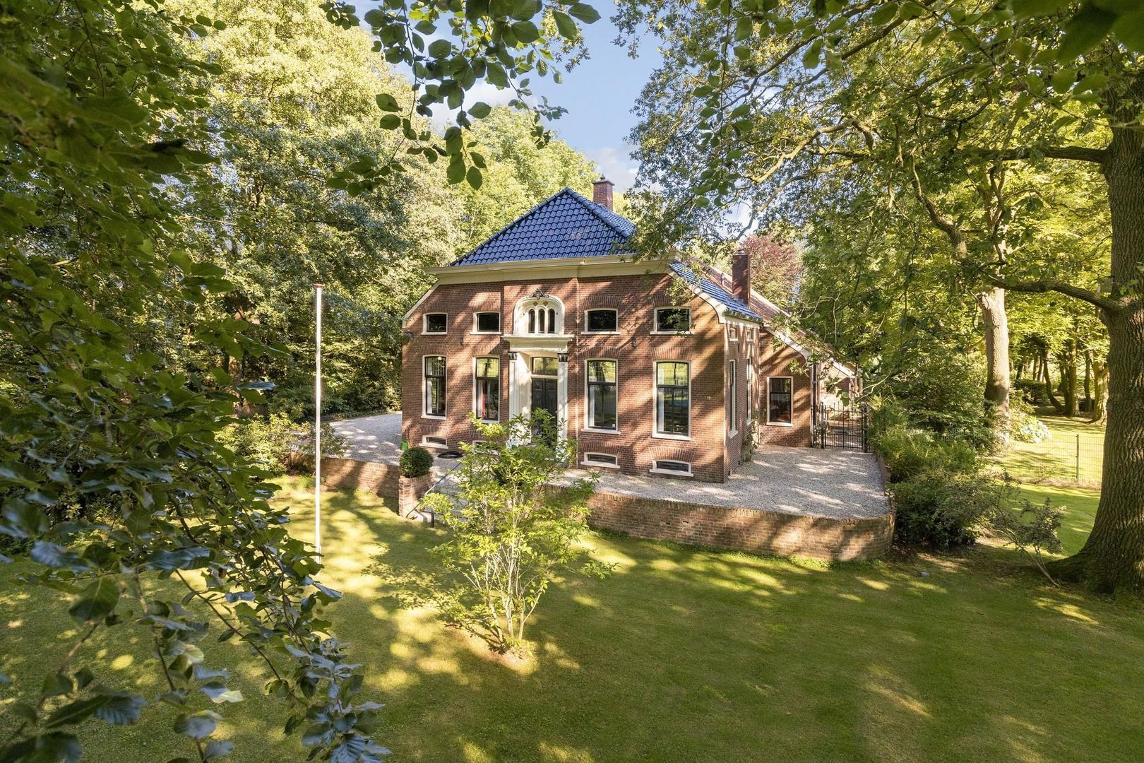 Dorpsstraat 19, Vriescheloo