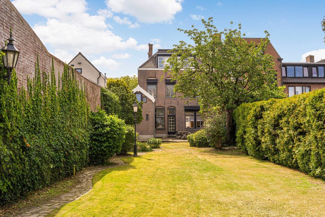 Kade 18, Oudenbosch foto-1
