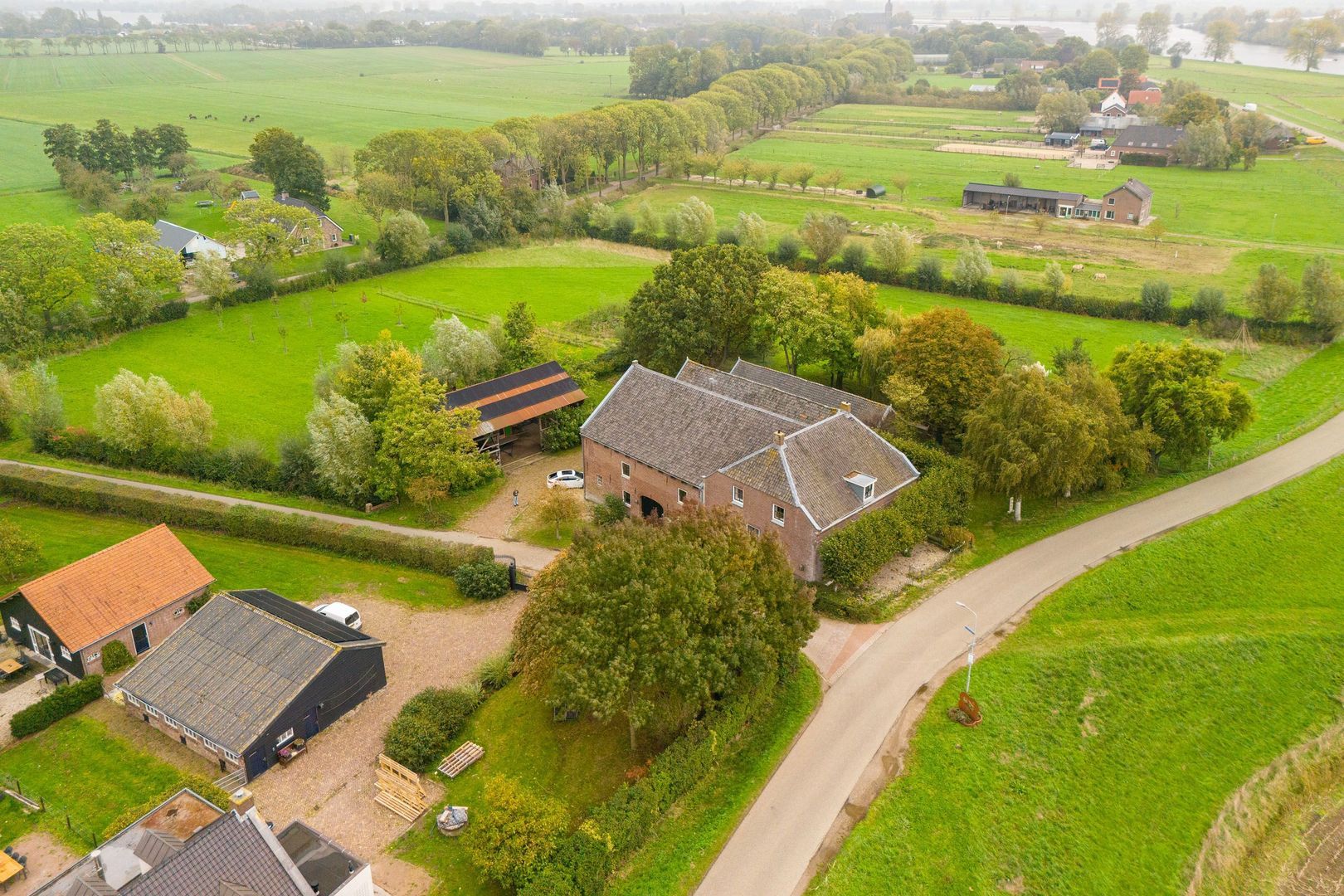 Berghuizen 40, Maasbommel foto-4