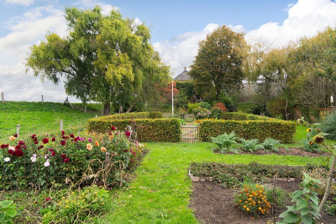 Berghuizen 40, Maasbommel foto-0