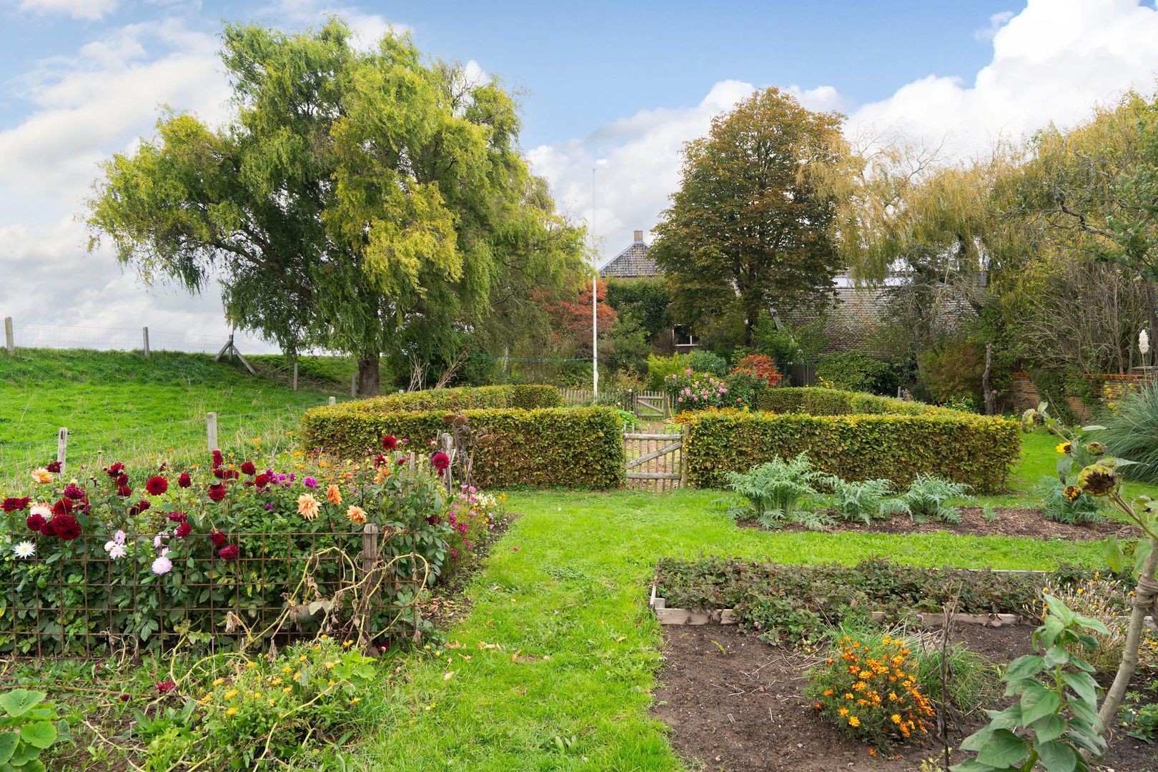 Berghuizen 40, Maasbommel foto-0