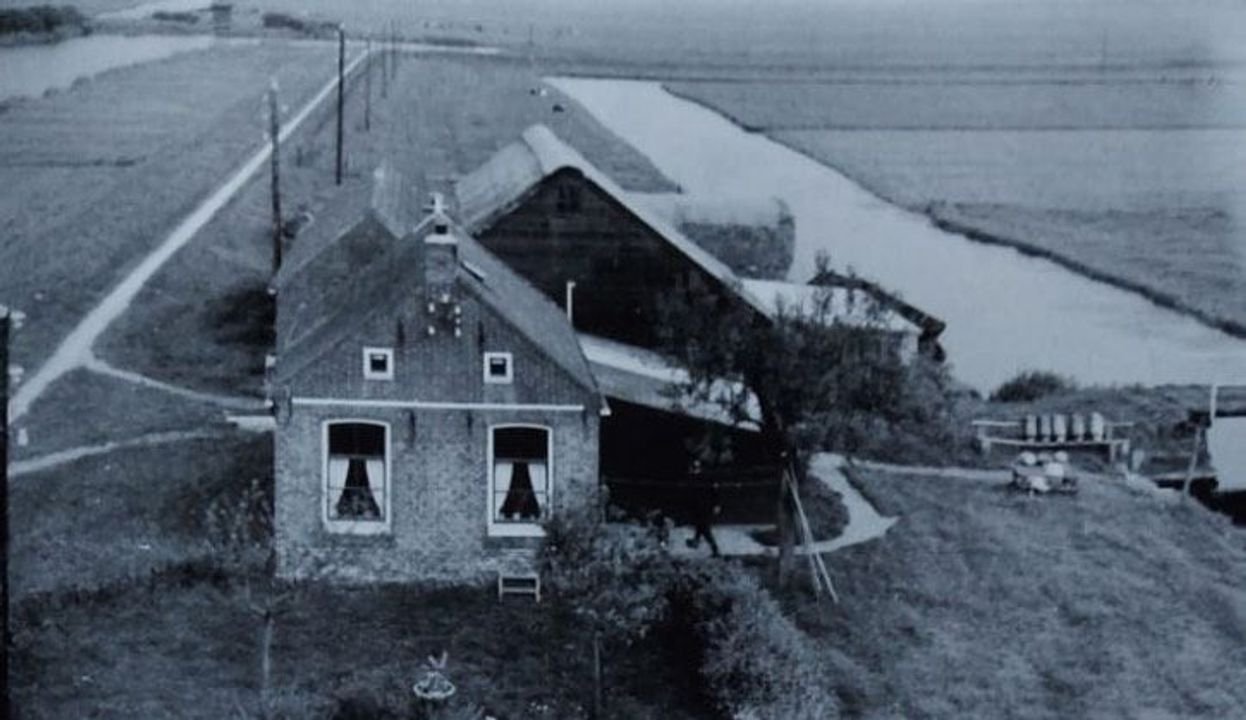 Veendijk 5, Nijetrijne foto-1