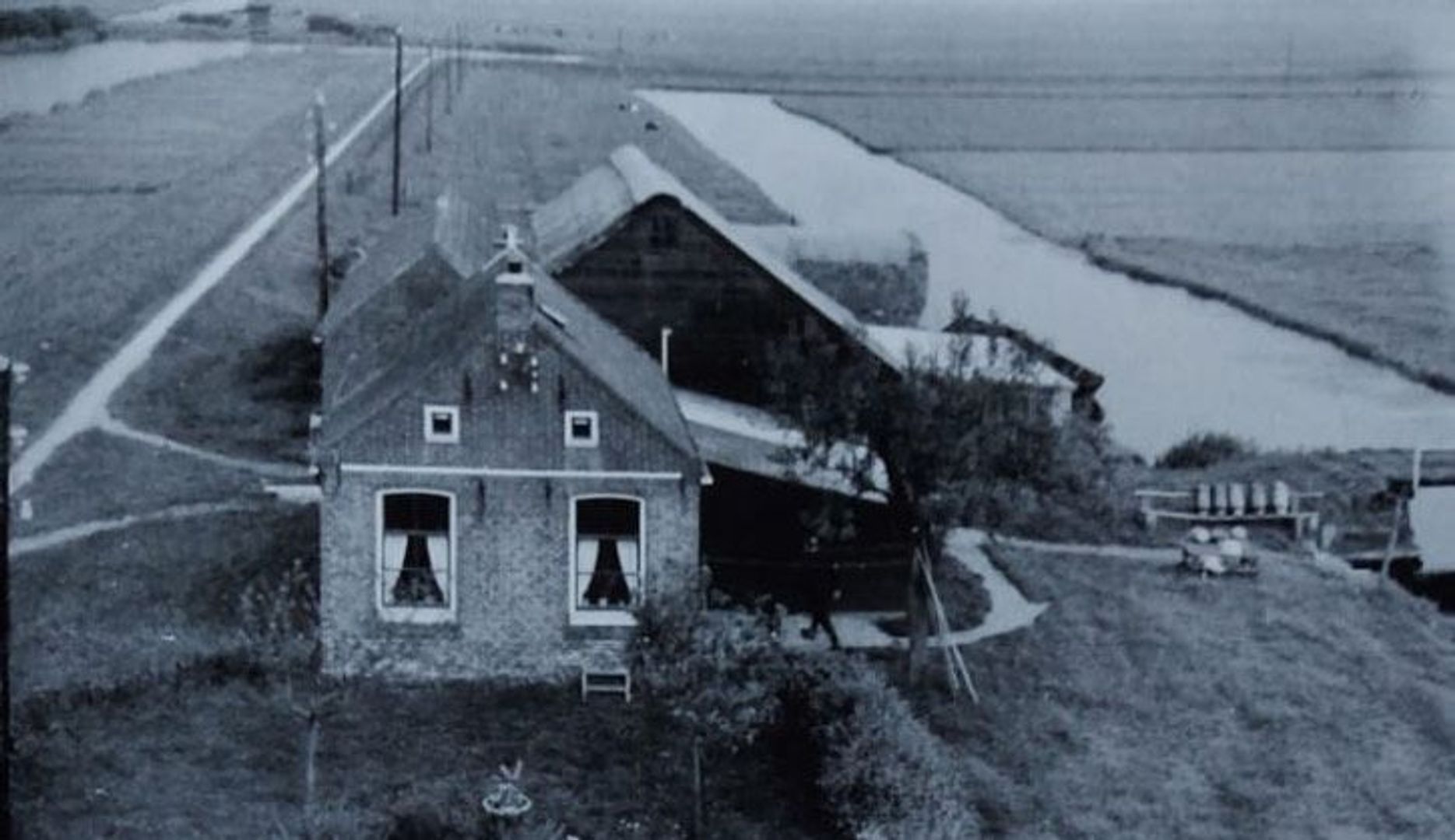 Veendijk 5, Nijetrijne foto-1