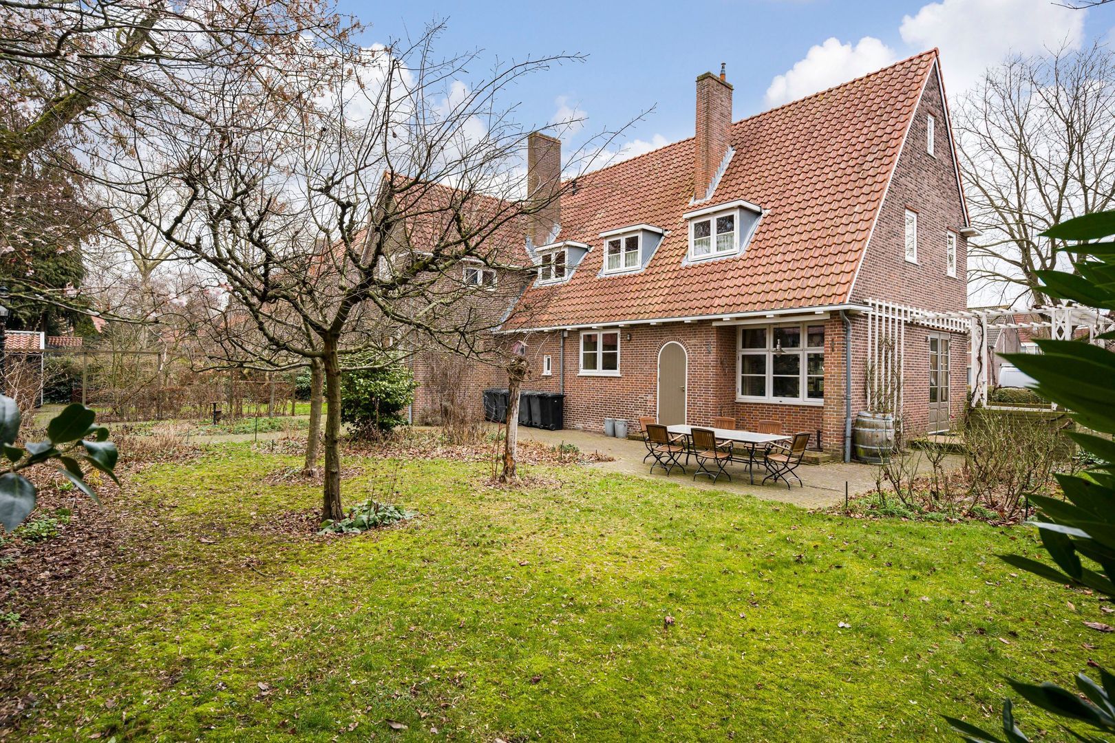 Lede 37, Rotterdam foto-0