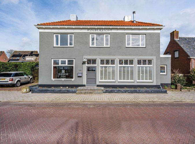 Dorpsstraat 68, Woensdrecht