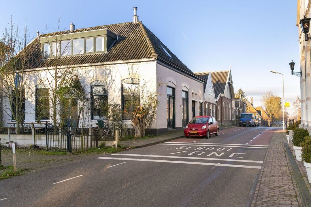 Warder 123, Warder foto-7