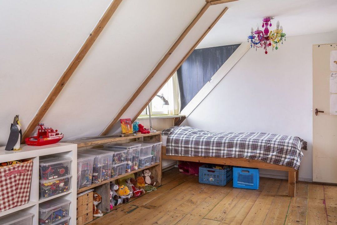 Warder 123, Warder foto-39