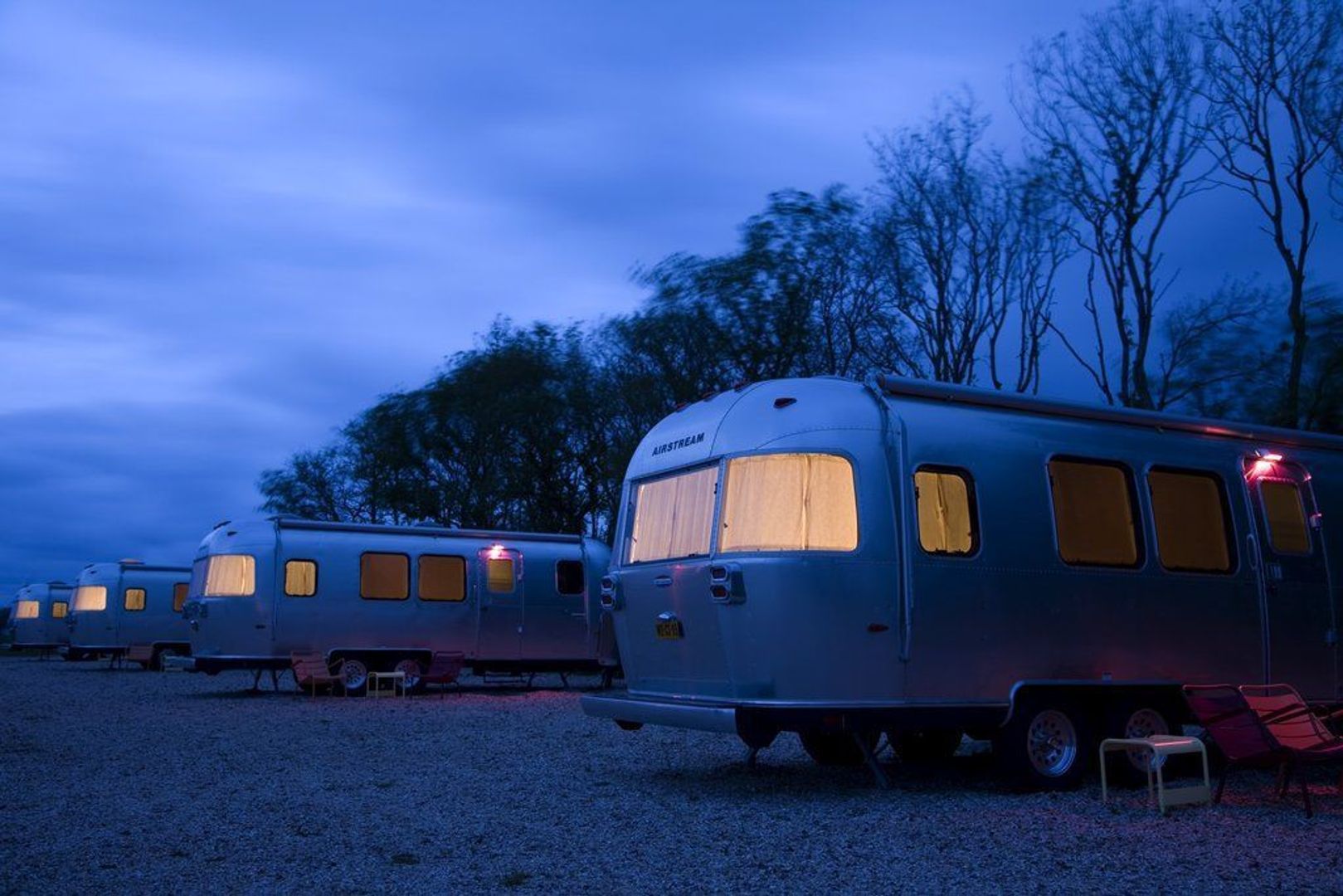 Airstream 0 ong, Den Burg