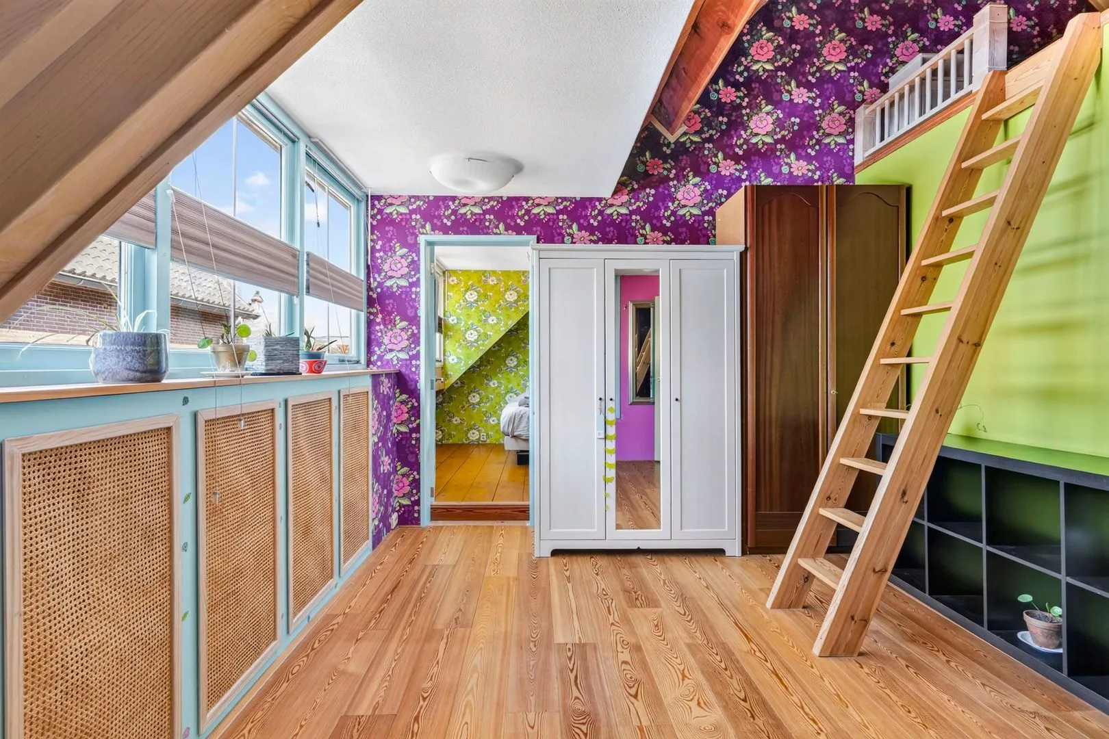 Twee-onder-één-kap te koop: Voorstraat 16-16, Piershil