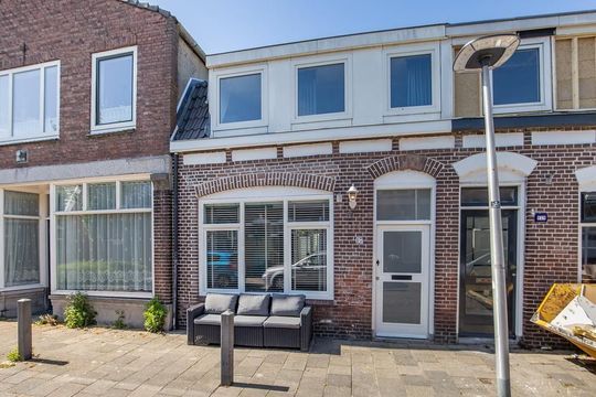 van der Veldstraat 17, Lisse