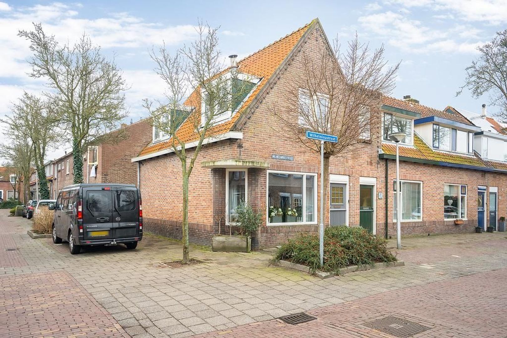 Wilhelminastraat 1, Lisse foto-0