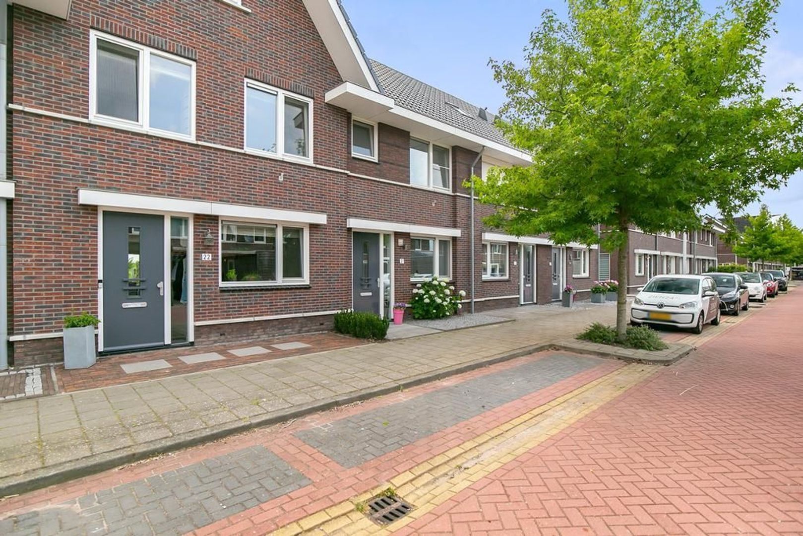 Aalscholver 22, Leimuiden foto-1