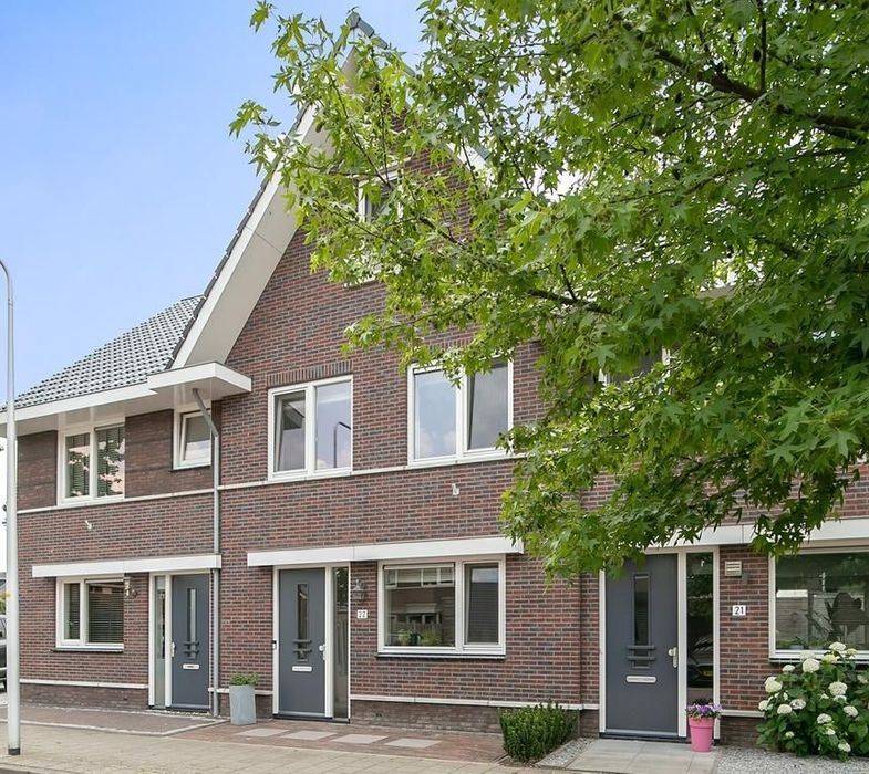 Aalscholver 22, Leimuiden