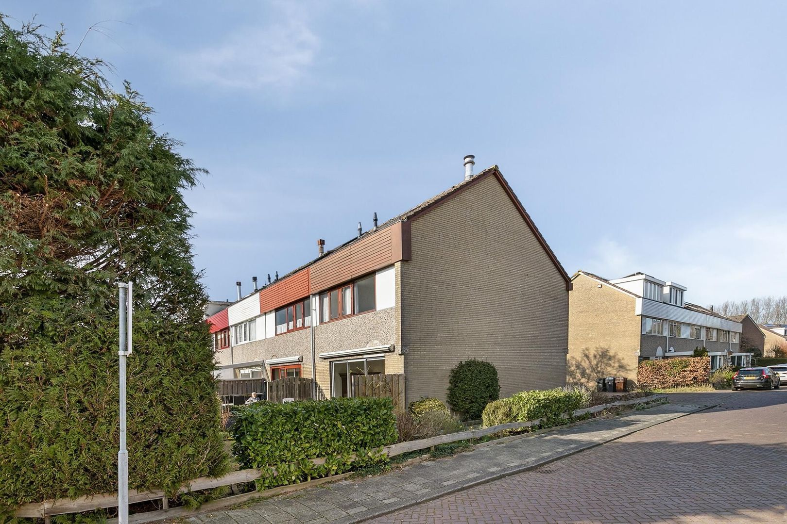 Cosmeaduin 16, Leiden foto-1