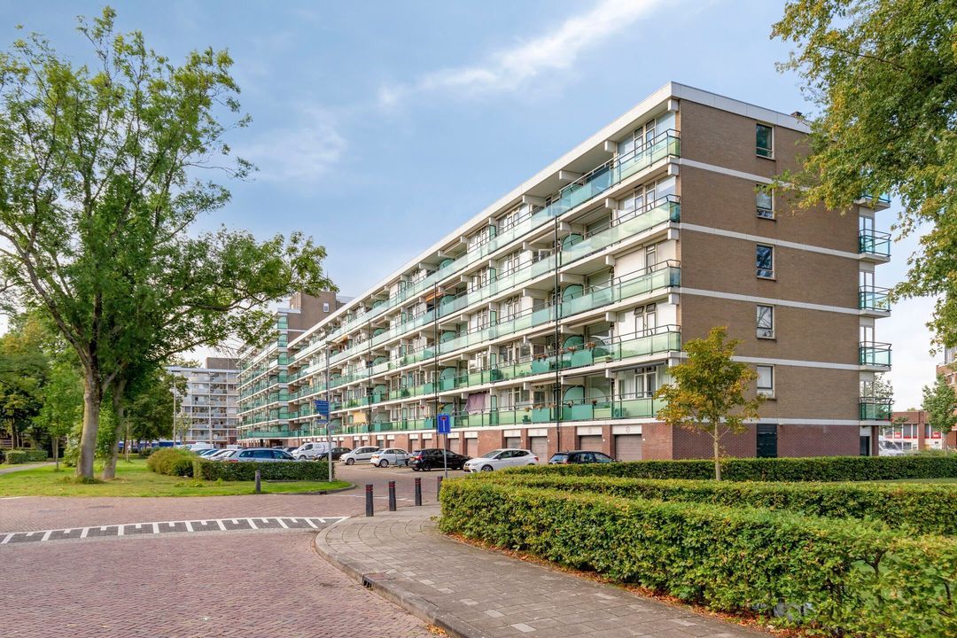Merelstraat 100, Leiderdorp