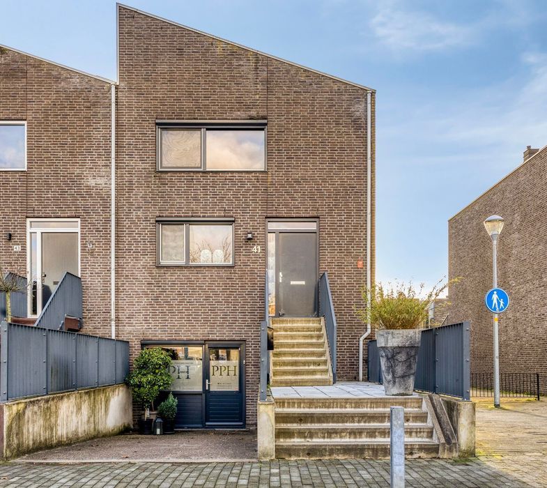 Strausslaan 41, Nieuw-Vennep