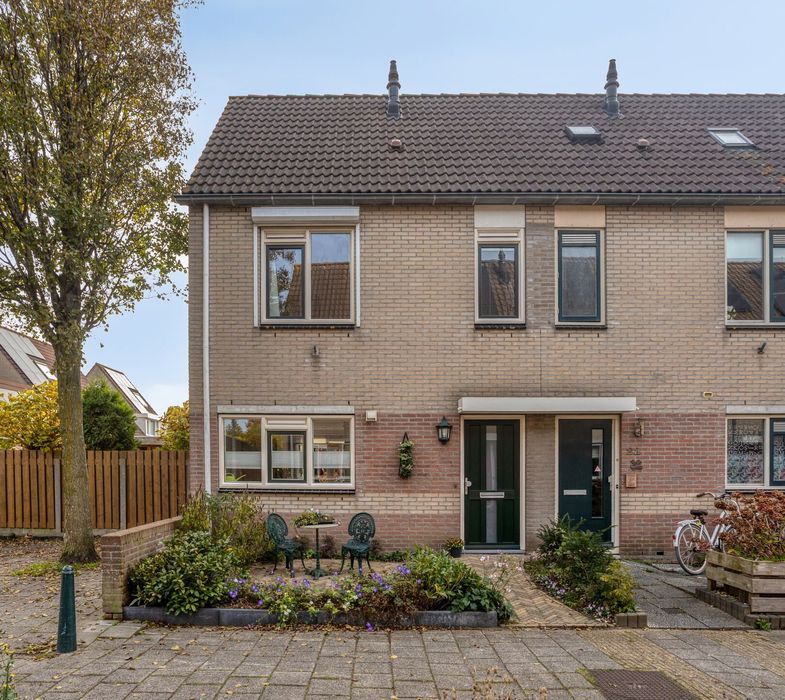 Popkensburg 24, Hillegom