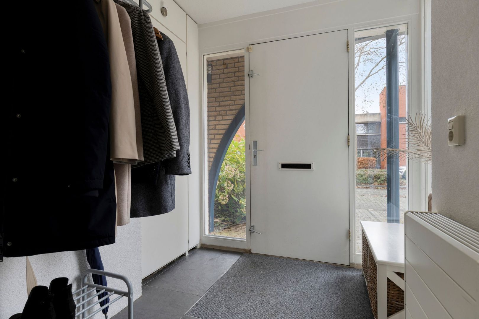 Loenerveld 63, Nieuw-Vennep foto-2