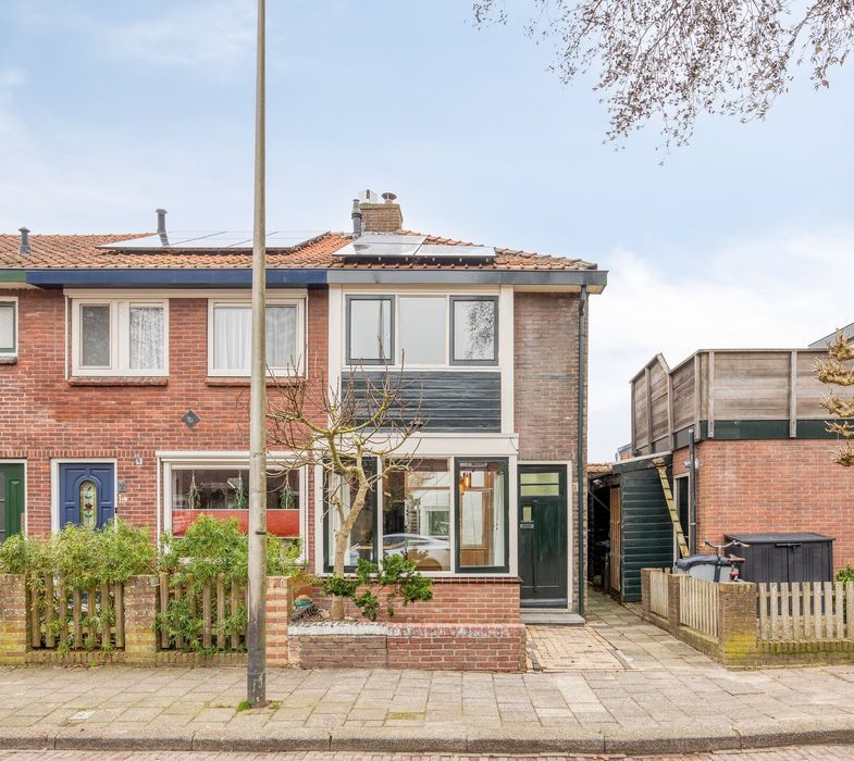 Toussaintstraat 7 A, Alphen Aan Den Rijn