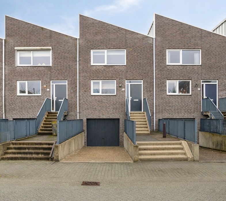 Strausslaan 49, Nieuw-Vennep