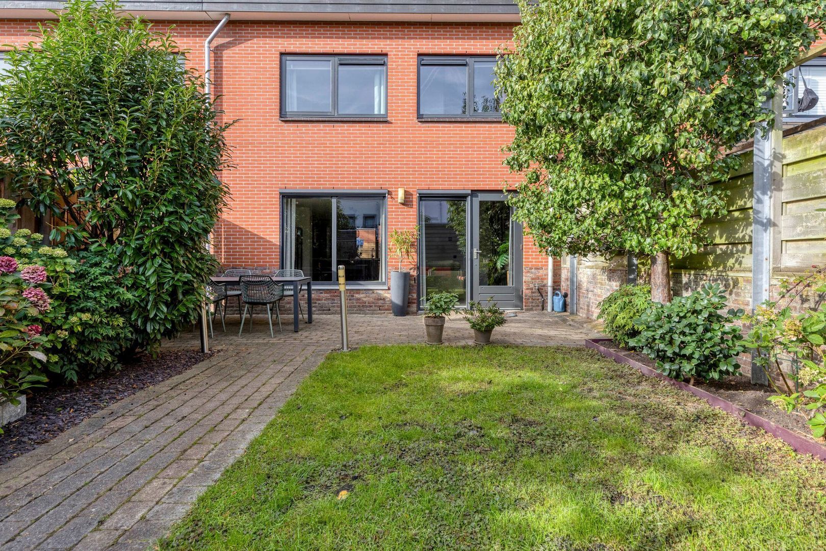 Morgen 21, Alphen Aan Den Rijn foto-39