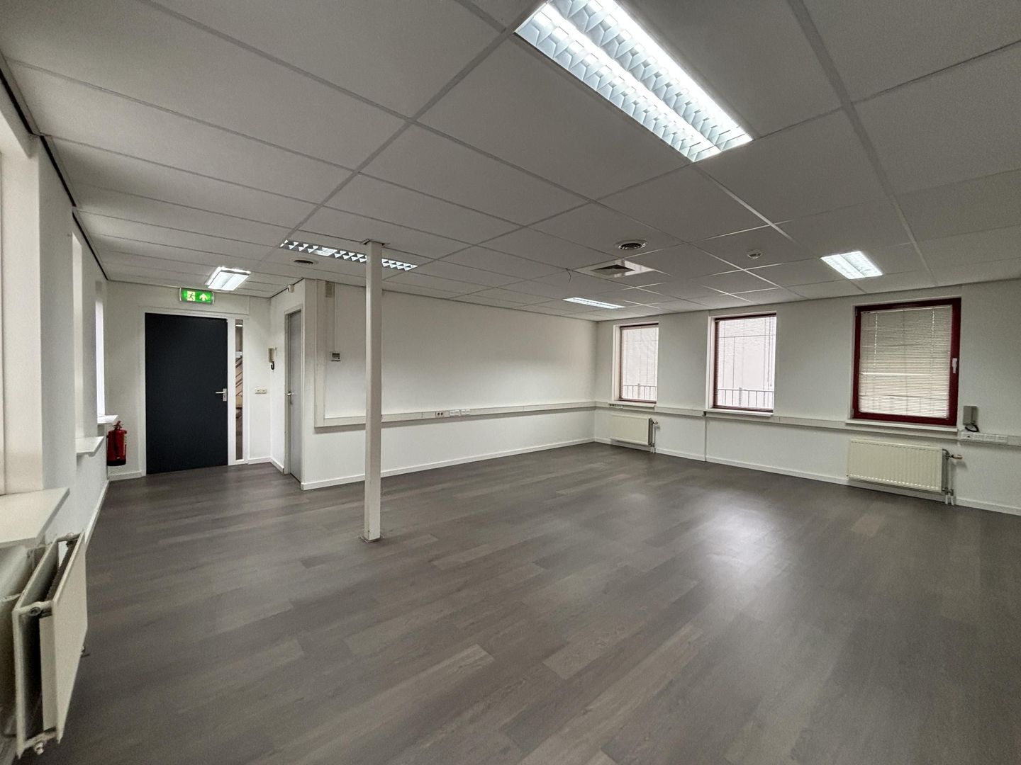 Aalsmeerderweg 610, Rozenburg foto-10 blur