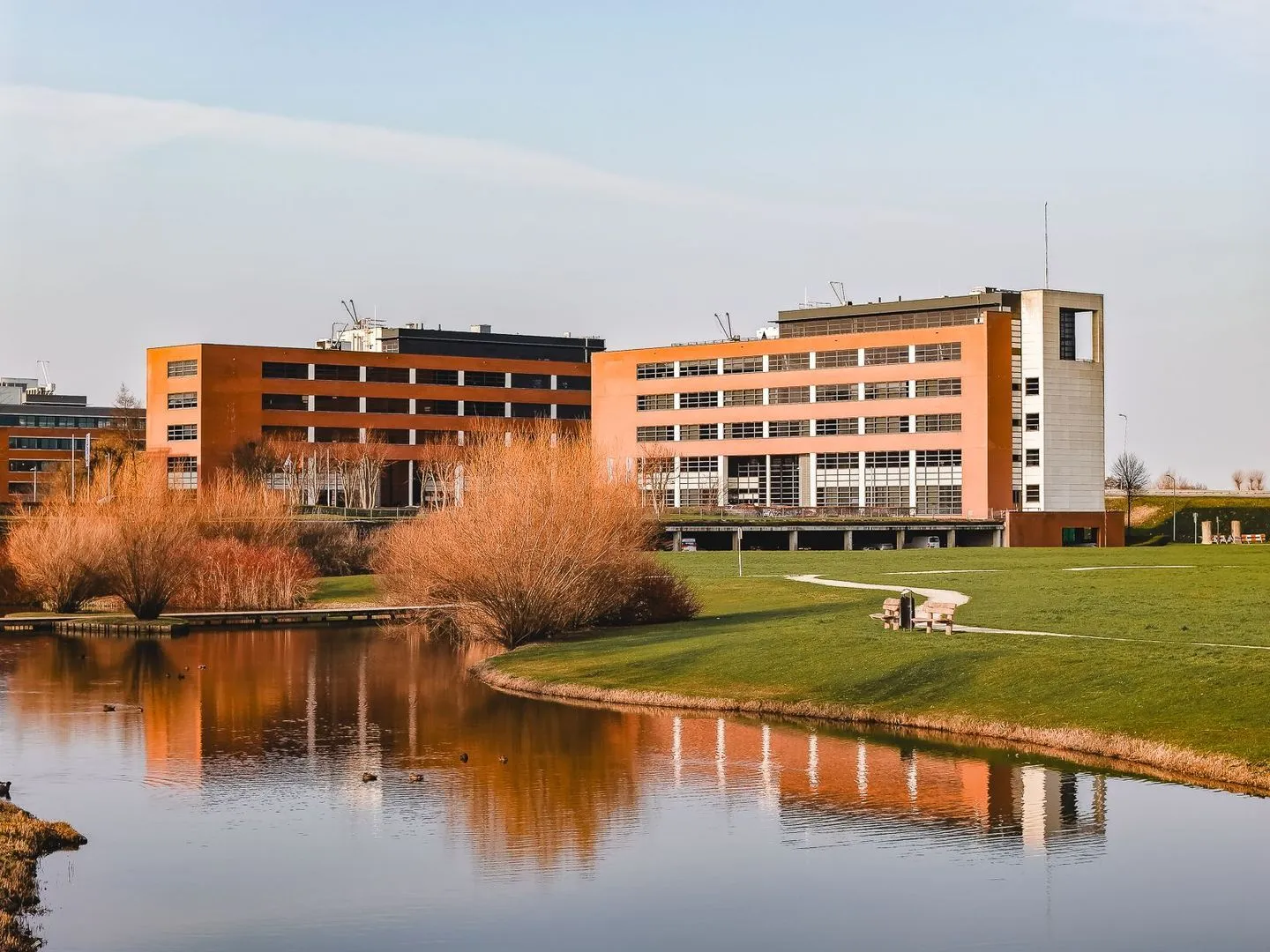 Beechavenue 97 - 115, Schiphol-Rijk foto-1 blur