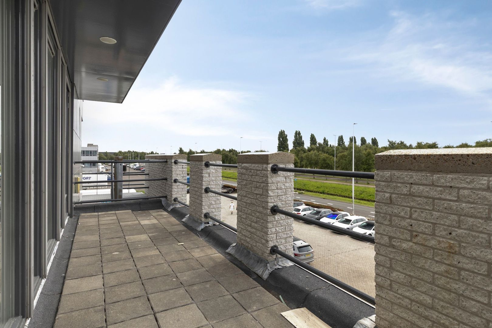 Shannonweg 1, Schiphol foto-9 blur