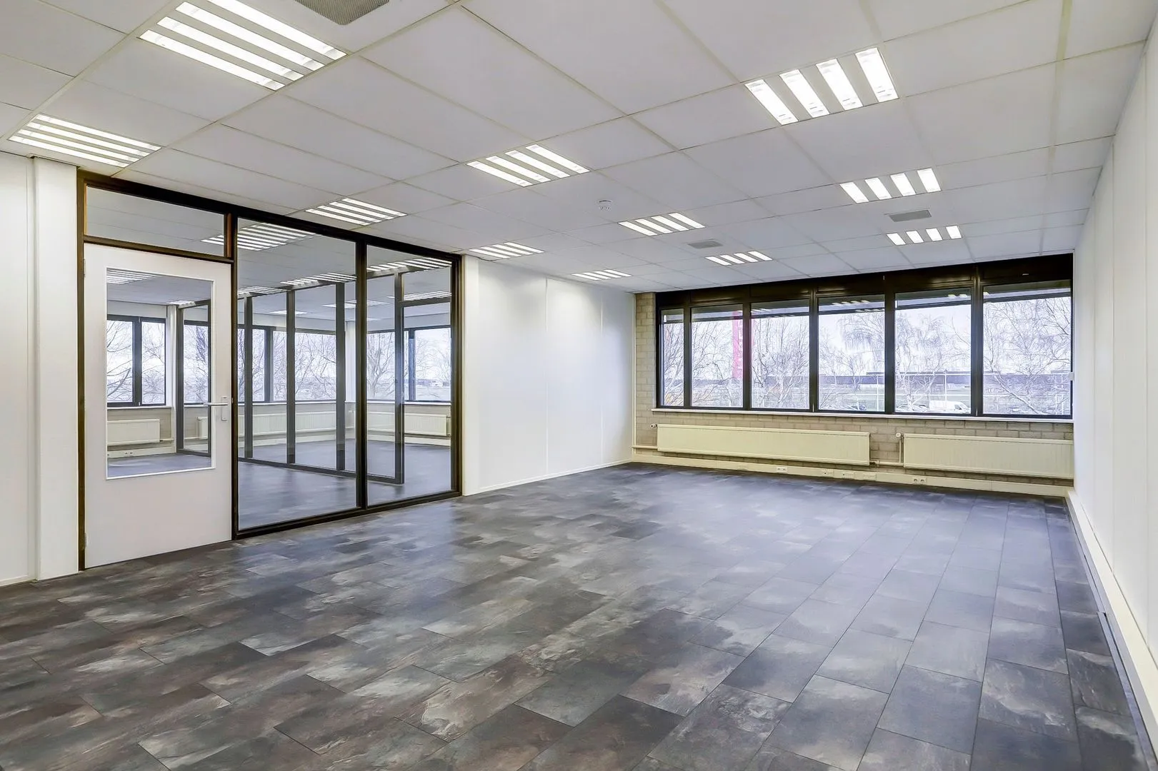 Toekanweg 2, Schiphol foto-4 blur