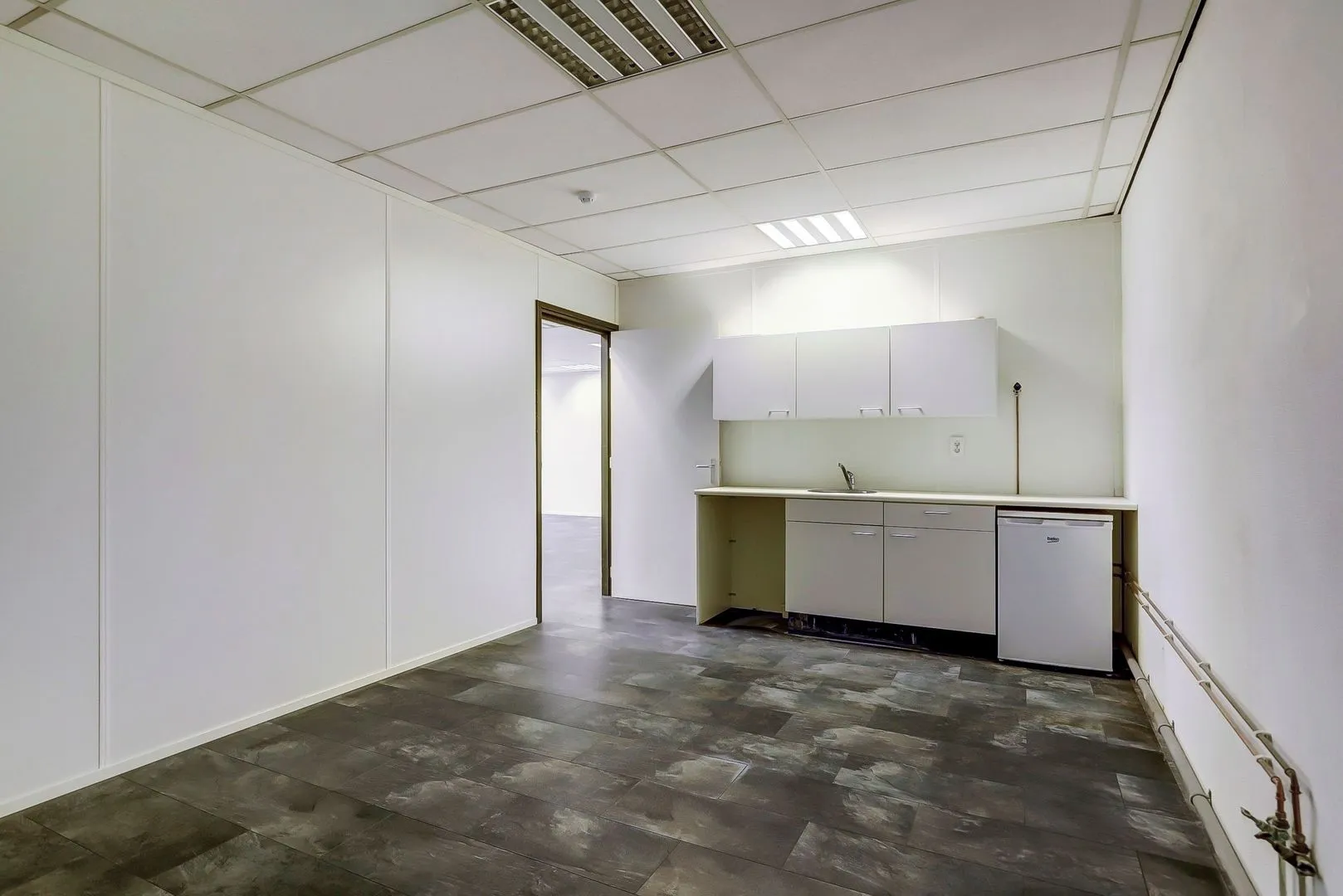 Toekanweg 2, Schiphol foto-12 blur