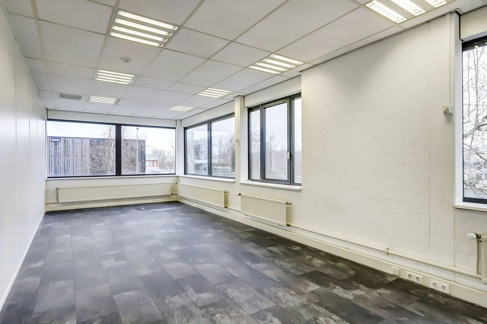 Toekanweg 2, Schiphol foto-11 blur