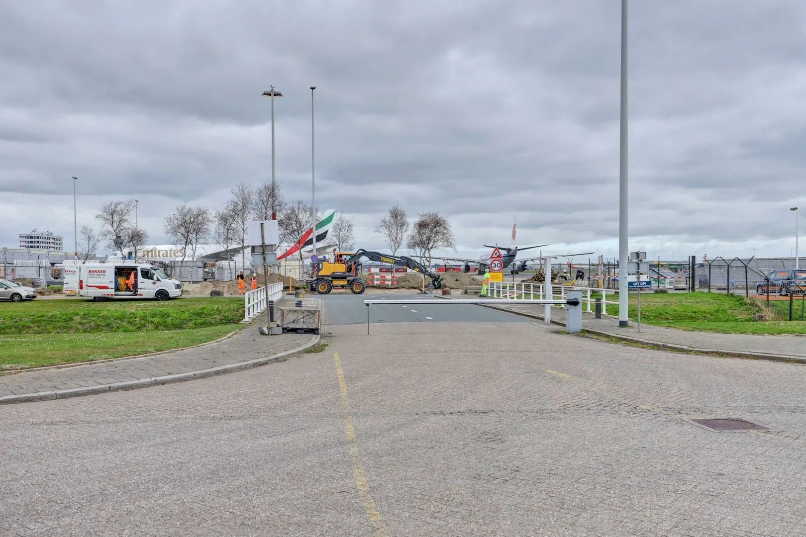 Toekanweg 2, Schiphol foto-14 blur