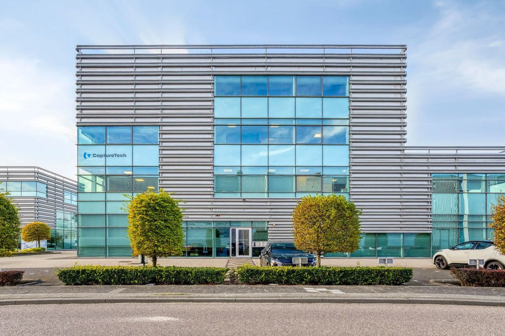 Lireweg 46, Nieuw-Vennep foto-1 blur