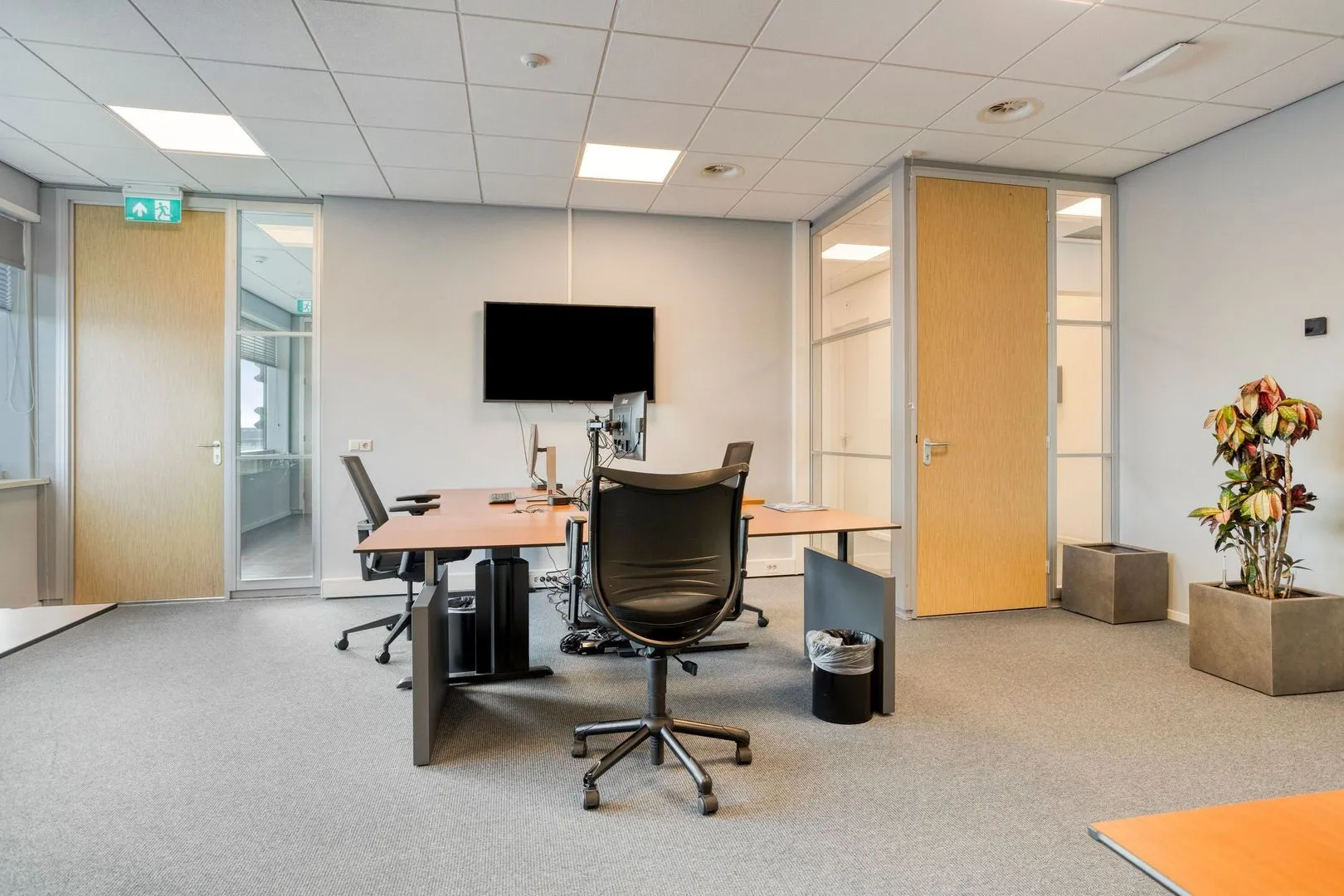 Lireweg 46, Nieuw-Vennep foto-9 blur