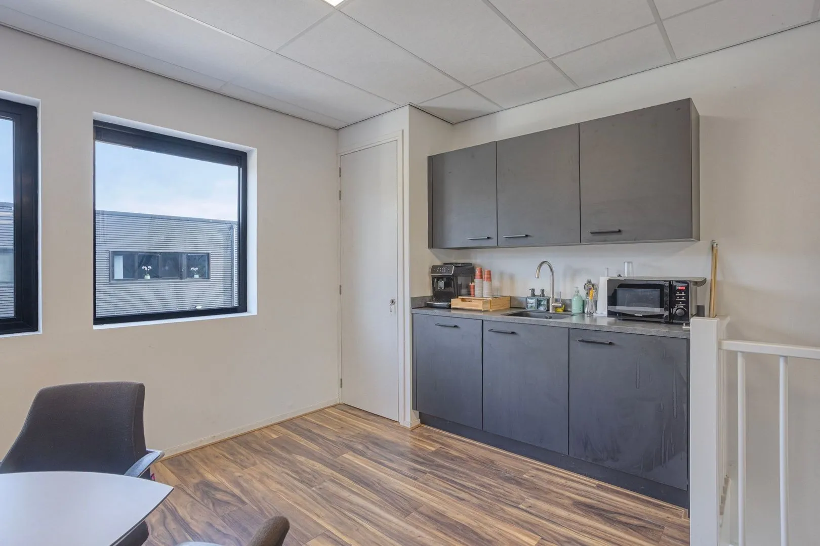 Burgemeester Hoffscholteweg 1 06, Aalsmeer foto-6 blur