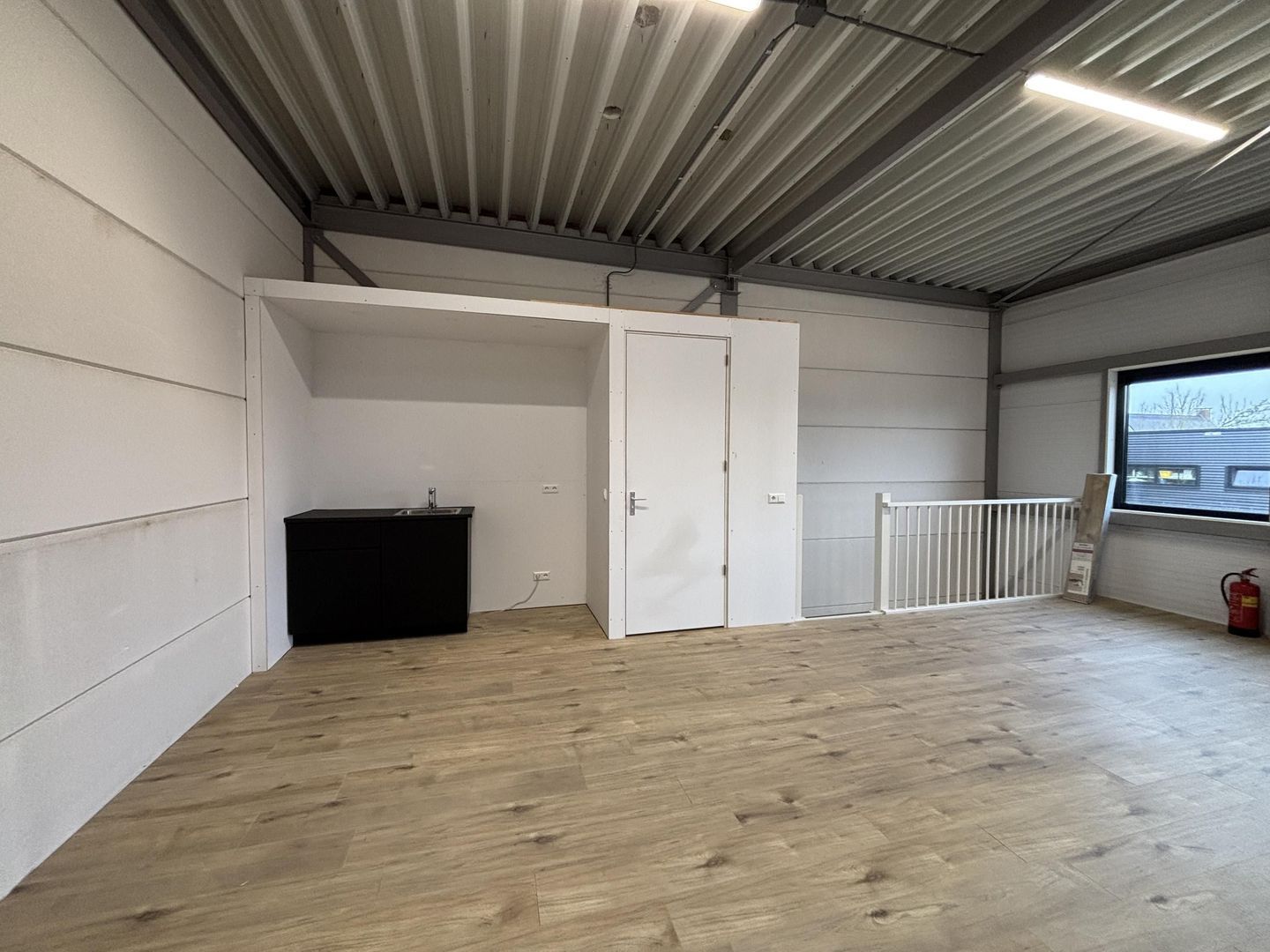 Burgemeester Hoffscholteweg 3 013, Aalsmeer foto-3 blur