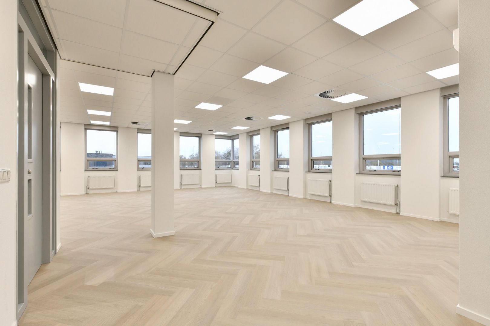 Shannonweg 11, Schiphol foto-8 blur