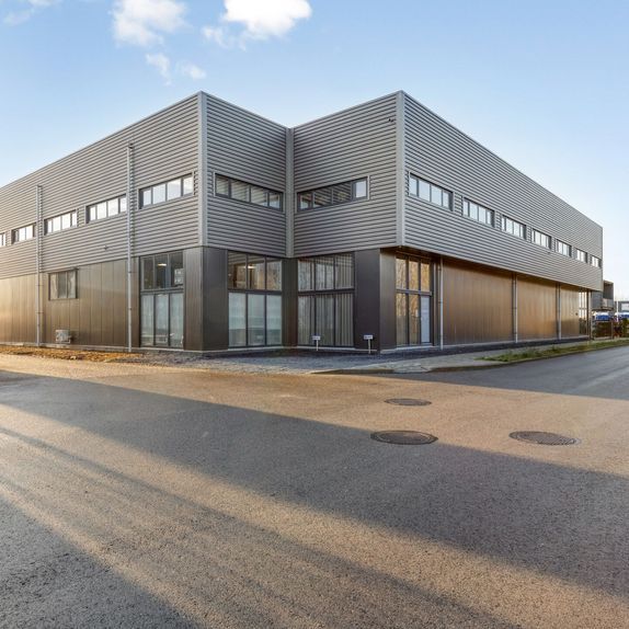 Luzernestraat 136, Nieuw-Vennep