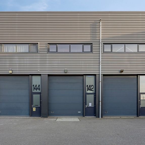 Luzernestraat 142, Nieuw-Vennep