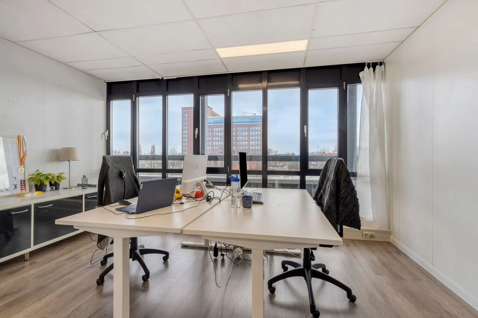 Kruisweg 478, Hoofddorp foto-12 blur