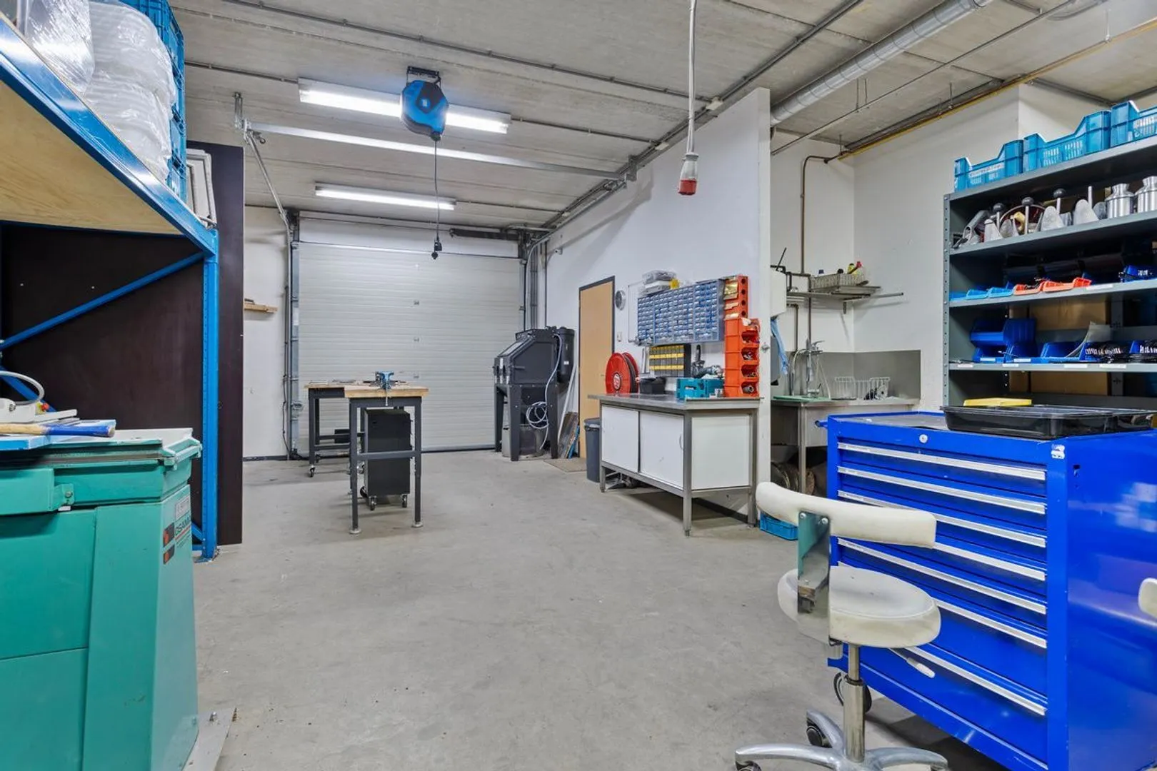 Luzernestraat 33 A, Nieuw-Vennep foto-3 blur