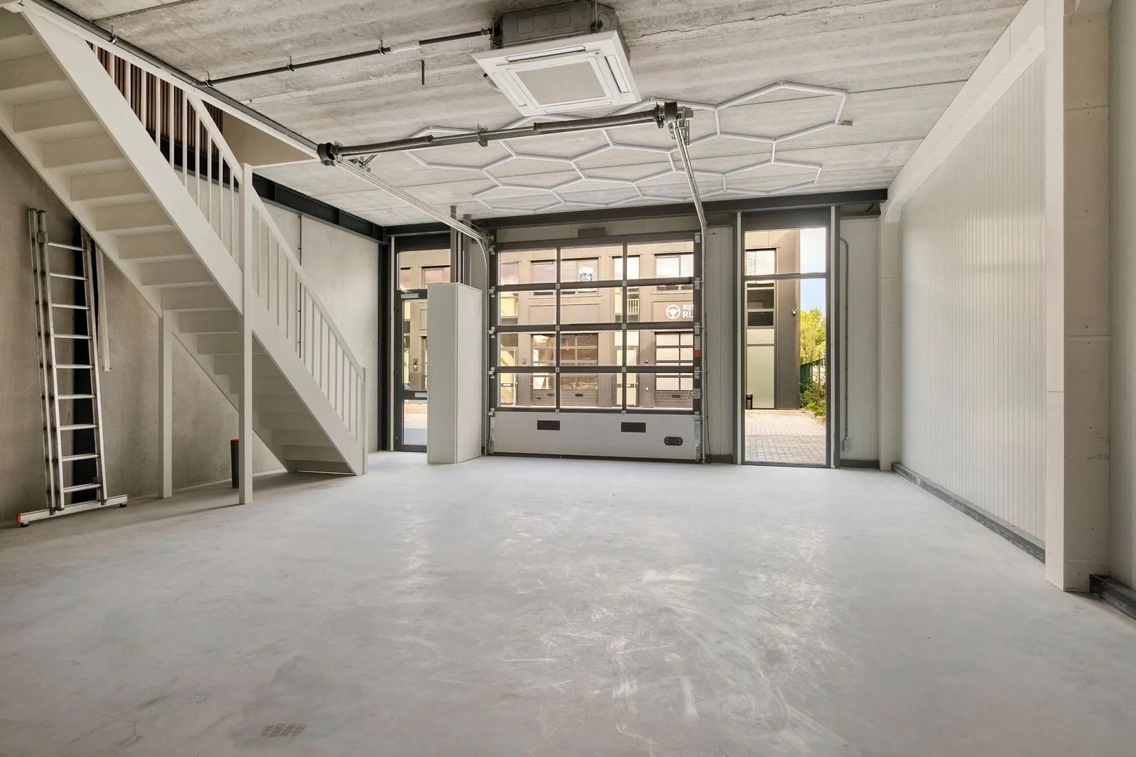 Bijlmermeerstraat 46 11, Hoofddorp foto-1 blur