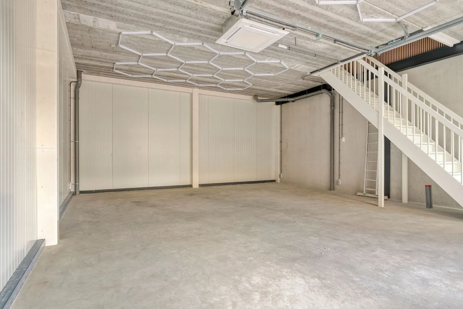 Bijlmermeerstraat 46 11, Hoofddorp foto-2 blur