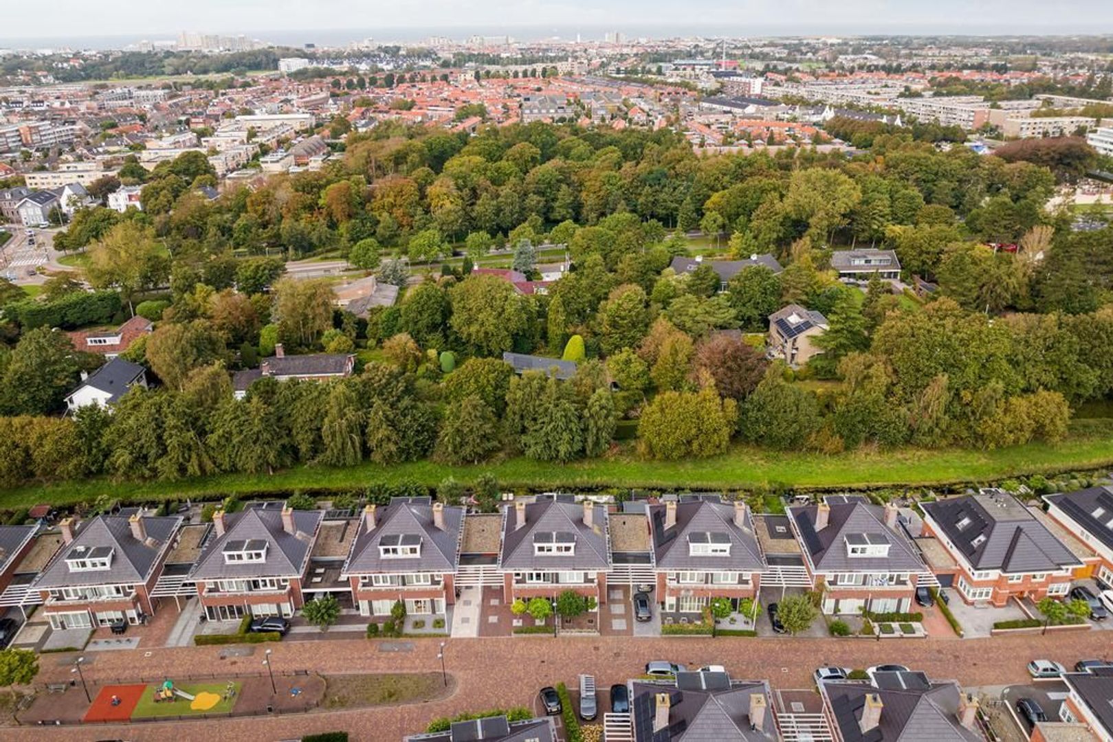 Ambachtsgeest 44, Noordwijk foto-3