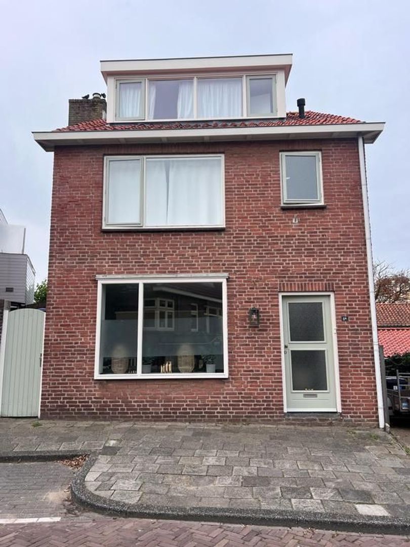 Karel Doormanstraat 1, Noordwijk foto-1